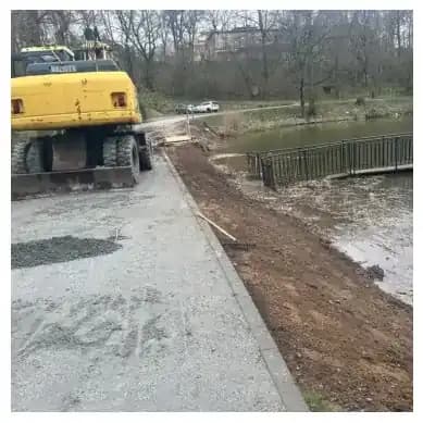 Tvenkinys iš paukščio skrydžio